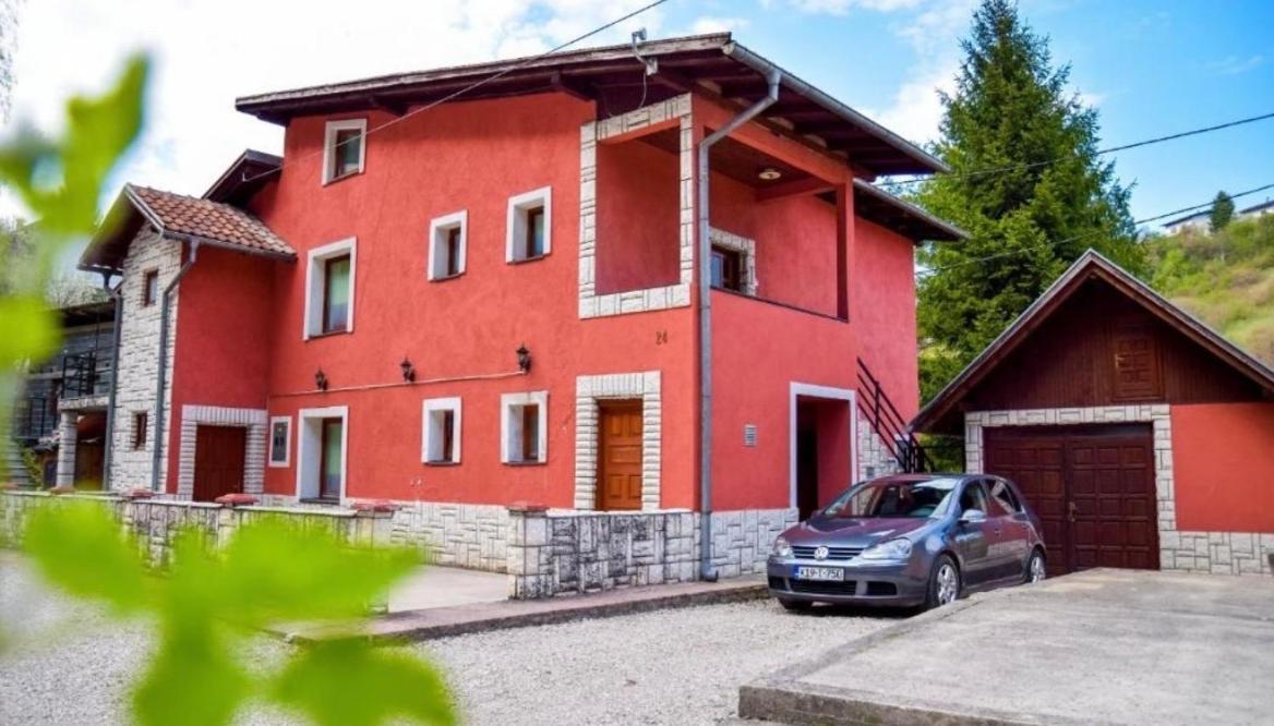 Apart Cobras Jajce Exterior photo