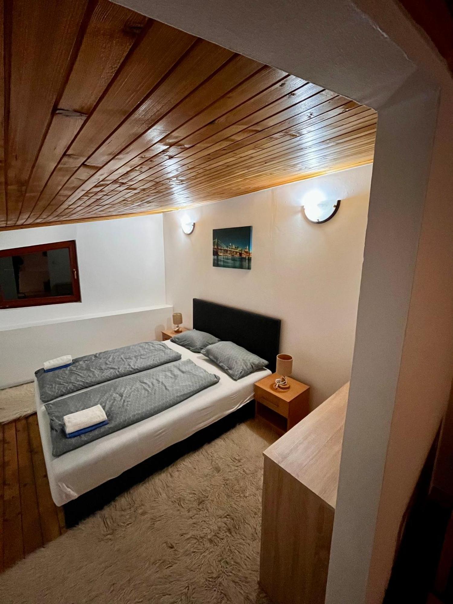 Apart Cobras Jajce Exterior photo