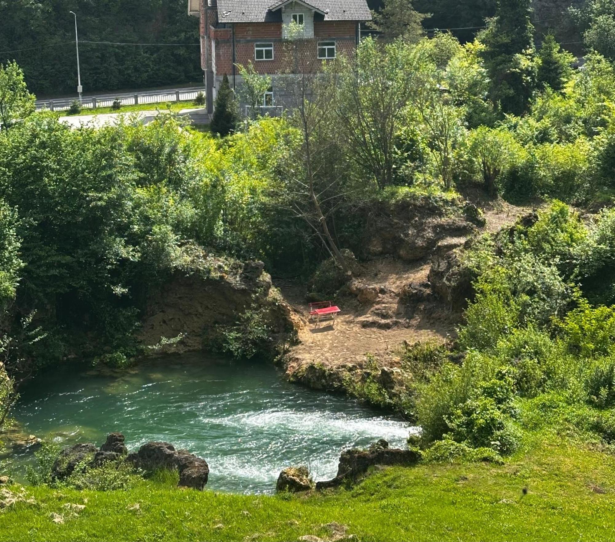 Apart Cobras Jajce Exterior photo