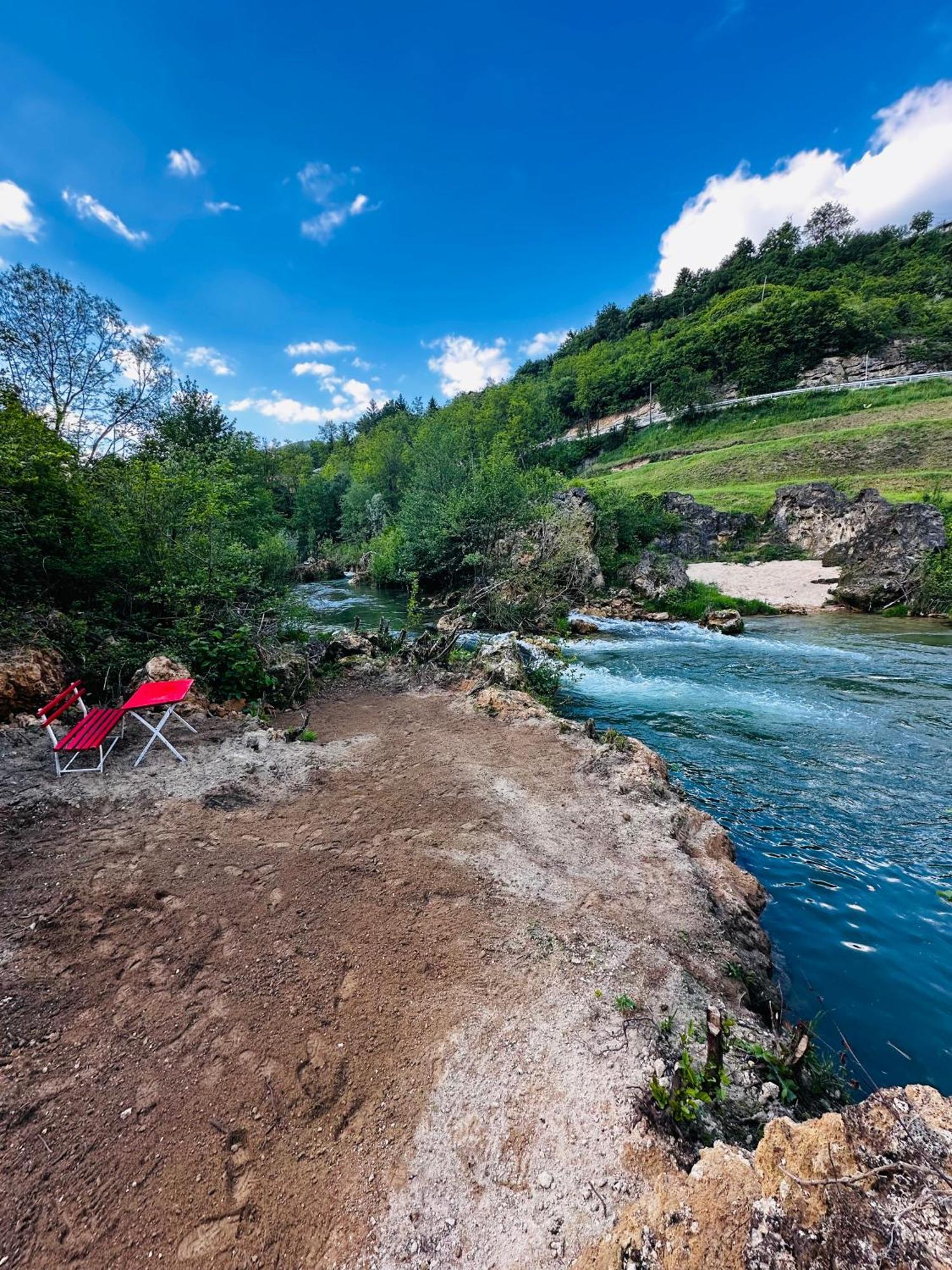 Apart Cobras Jajce Exterior photo